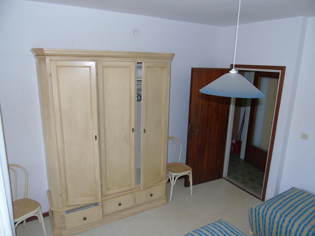 Condominio Ginestra Lignano Sabbiadoro Pokoj fotografie